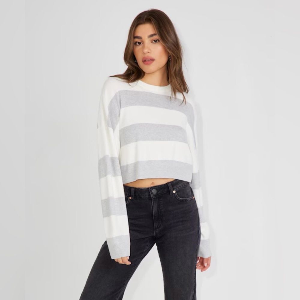 Garage Cropped Stripe Crewneck Sweater - White & Light Gray size P/S